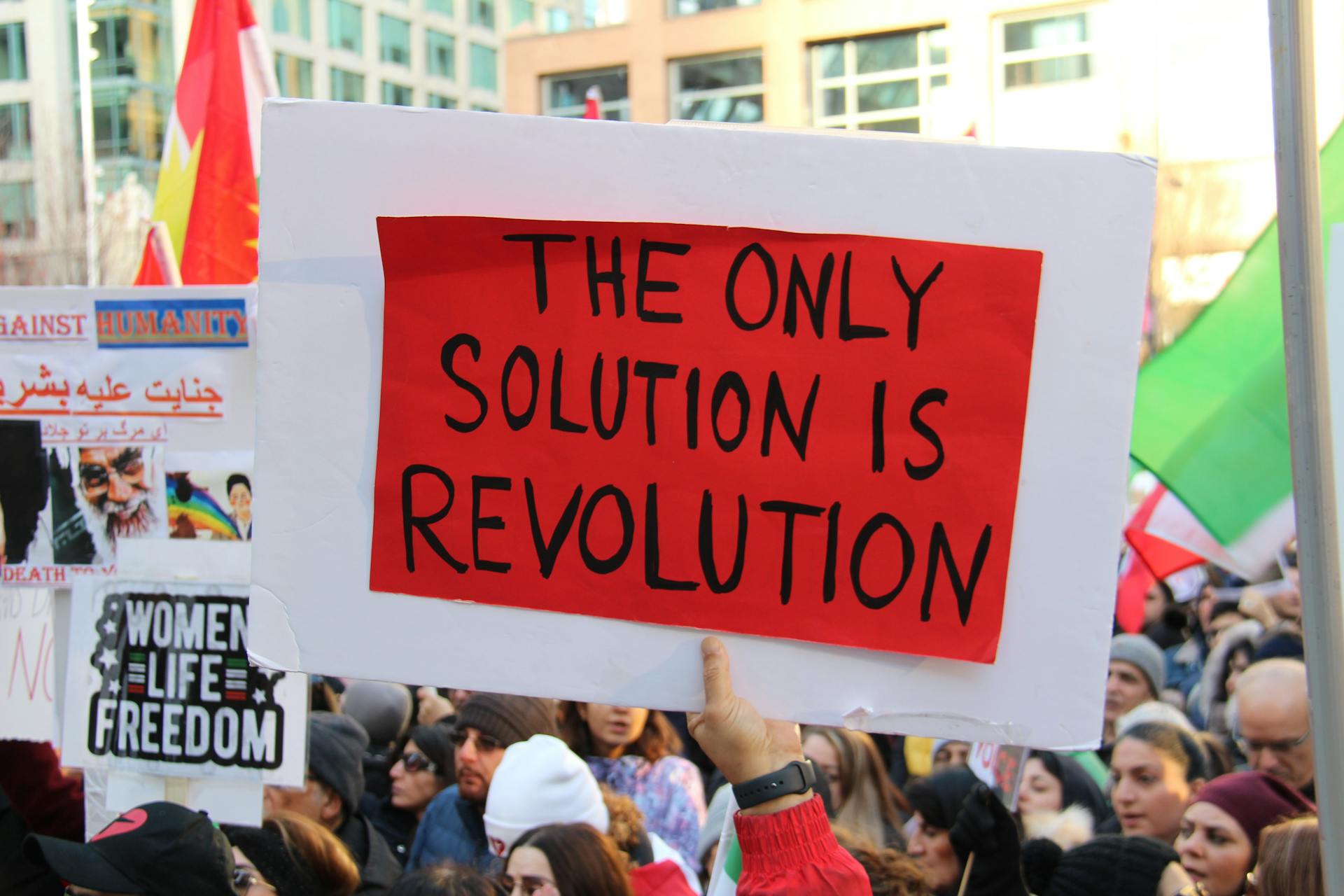 Solidarity with the people of Iran