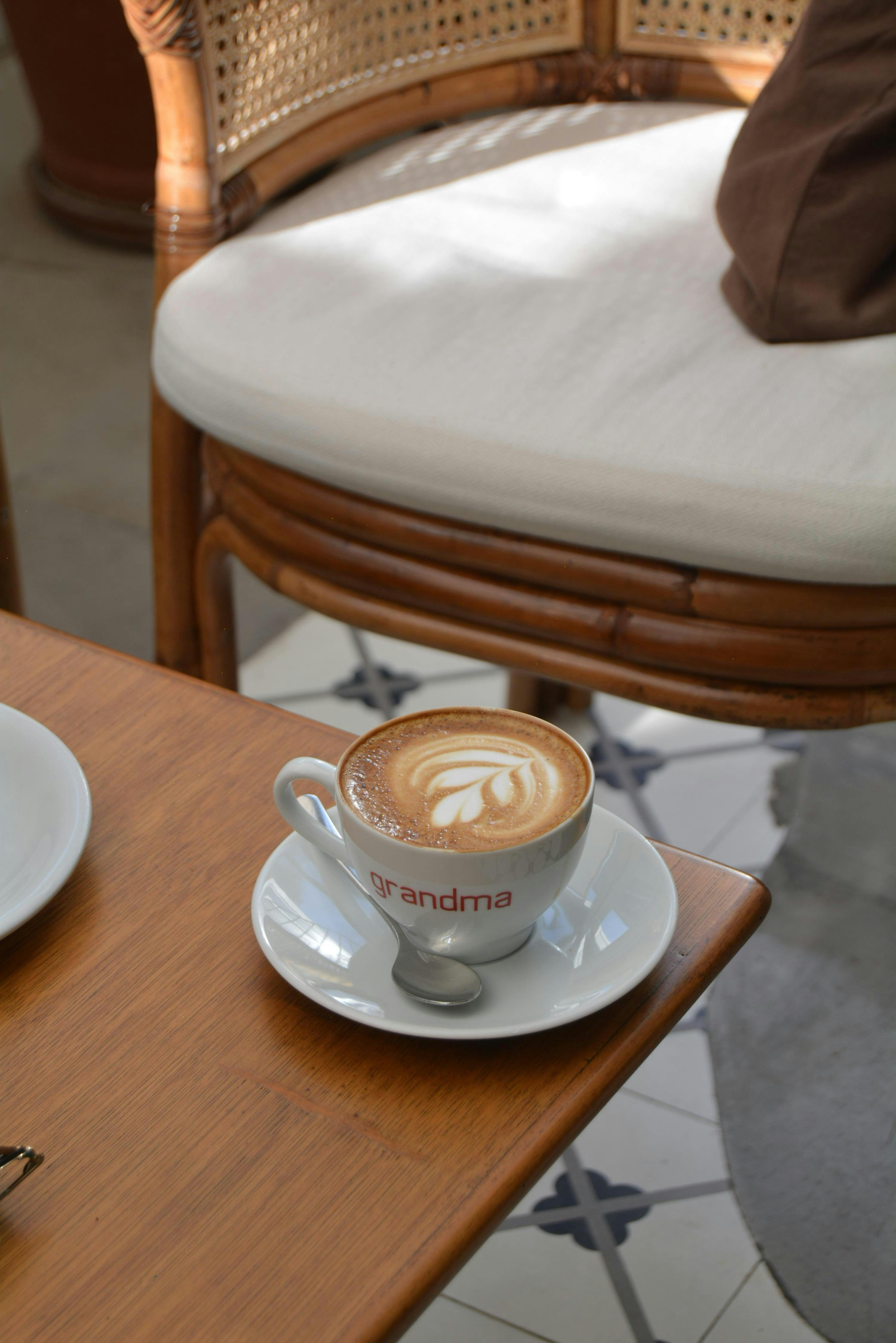 Does coffee destroy your gut?