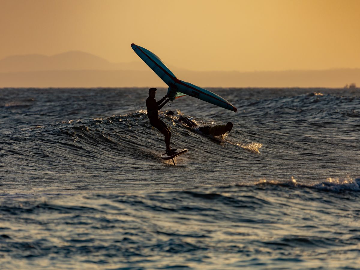 Foil Surfing vs Wing Foiling vs Kite Foiling: Which Should You Start With?