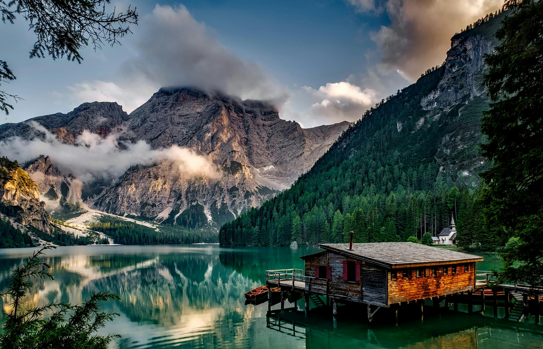 mountain lake landscapes