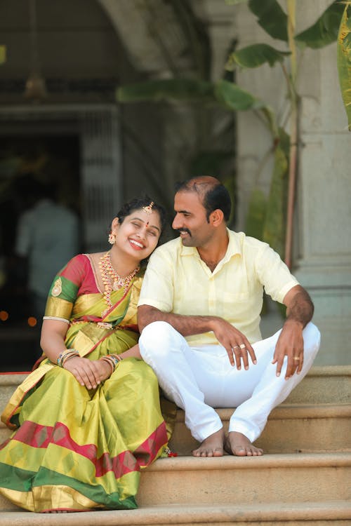 Kostnadsfri bild av indiska paret, leende, par