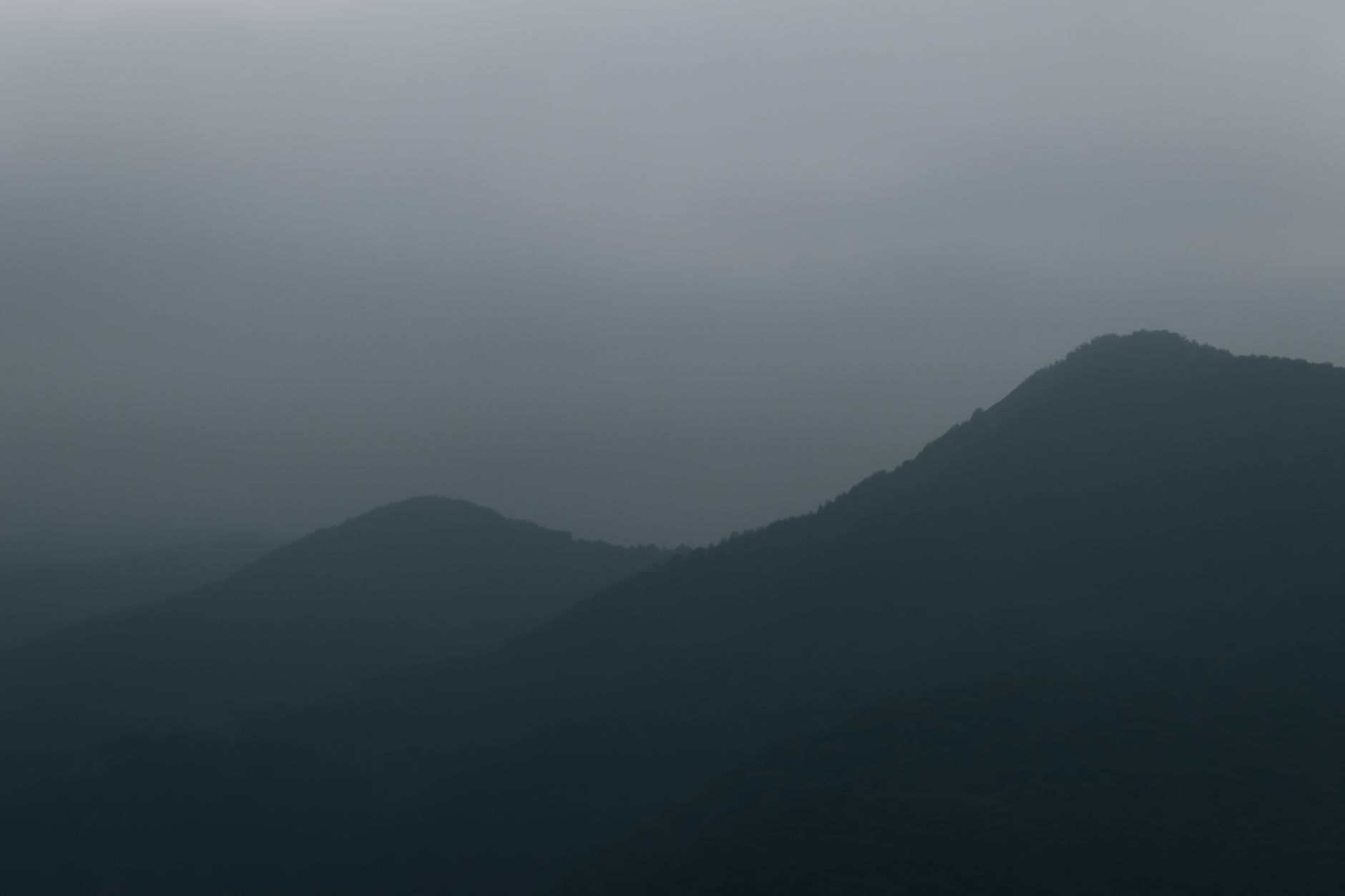 Pack a Breath‑Boosting Mist Bottle to Fight Altitude Fatigue