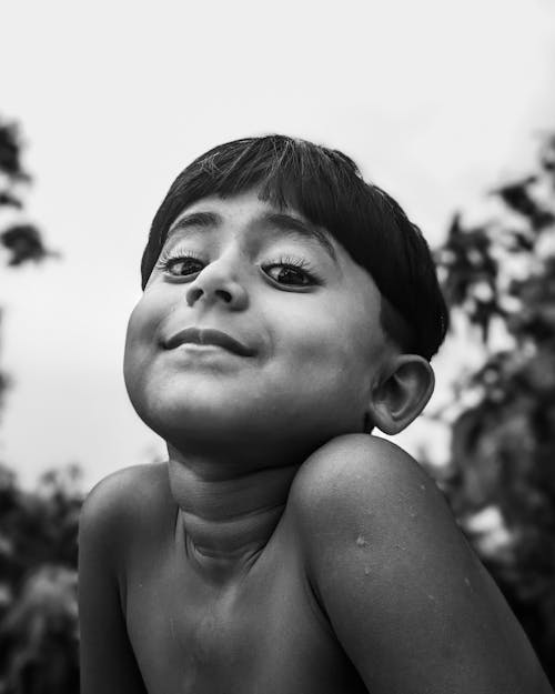 Základová fotografie zdarma na téma amazonský, černobílý, chlapec