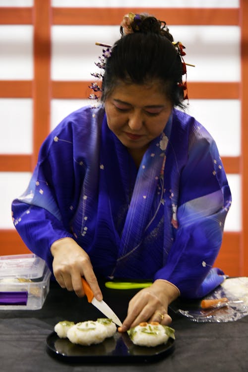 Free stock photo of cooking lesson, japanese woman, traditional clothes