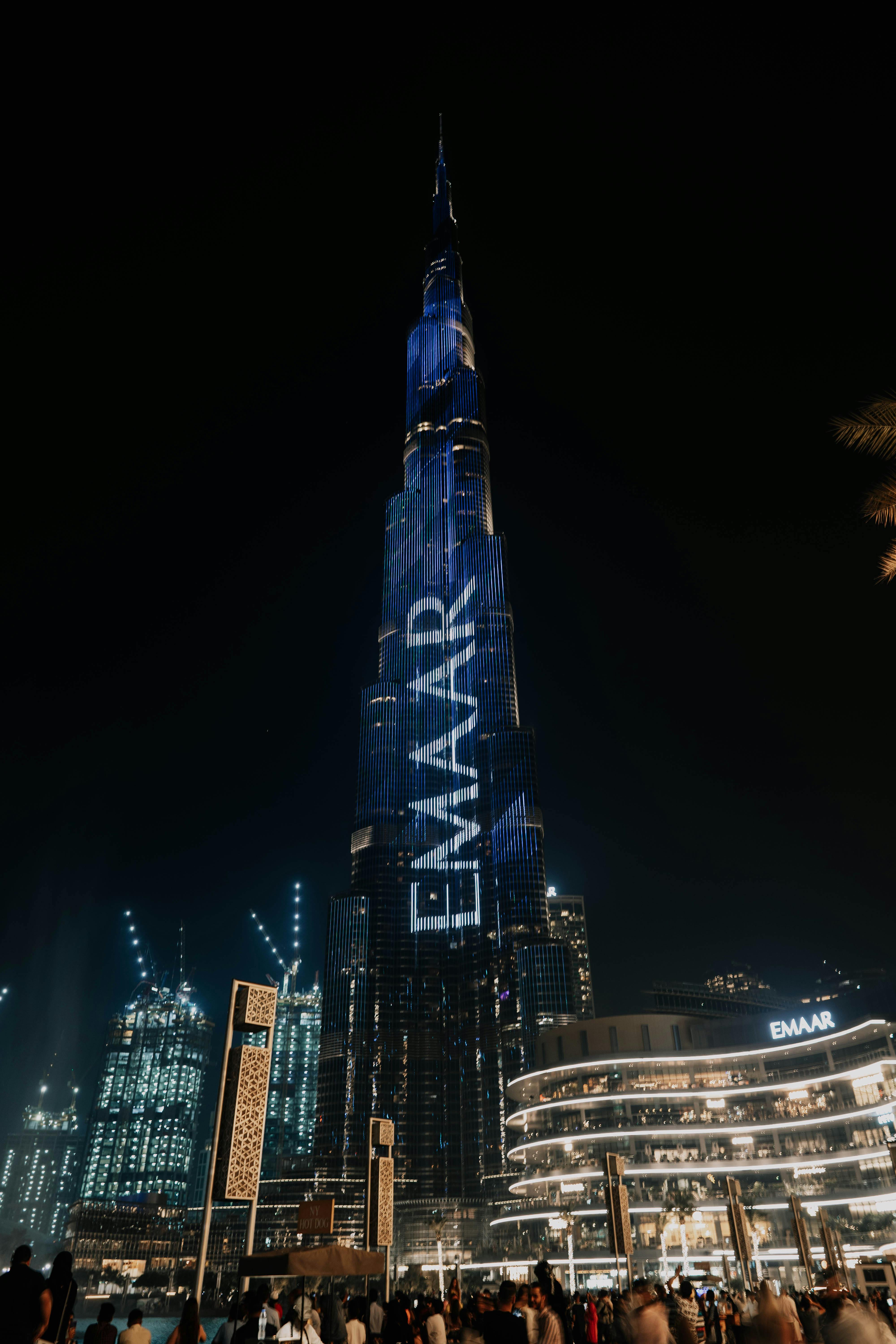Burj Khalifa WhatsApp NYE: You can have a special message displayed on Burj  Khalifa on New Year's Eve | Time Out Dubai