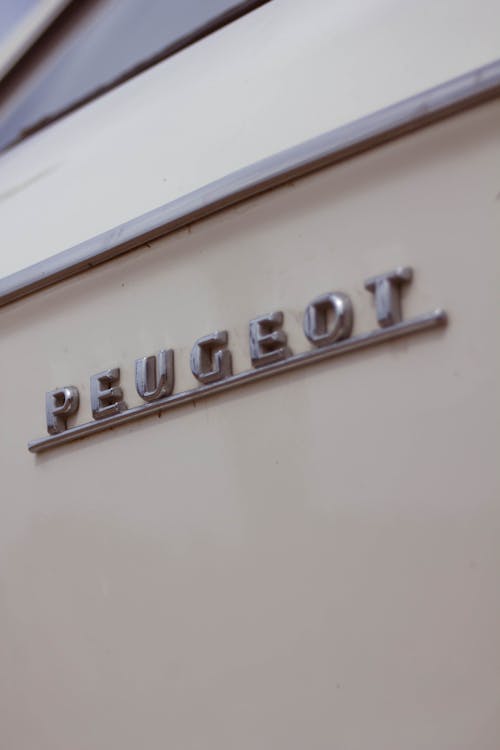 Δωρεάν στοκ φωτογραφιών με peugeot, αυτοκίνητο, εμπορικό σήμα