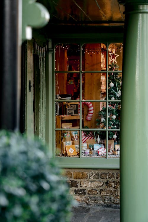 Gratis stockfoto met buitenkant van het gebouw, Kerstmis, opslaan