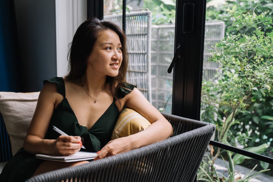 pen candid lifestyle lifestyle photo 2