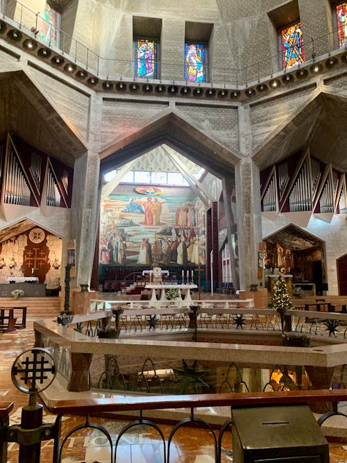 Foto stok gratis Arsitektur, basilika pemberitaan, gereja