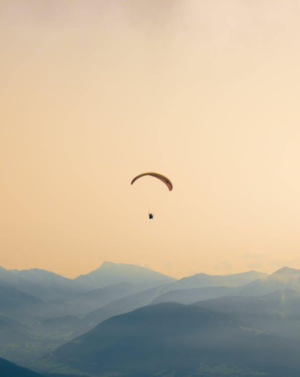 Paragliding in the mountains