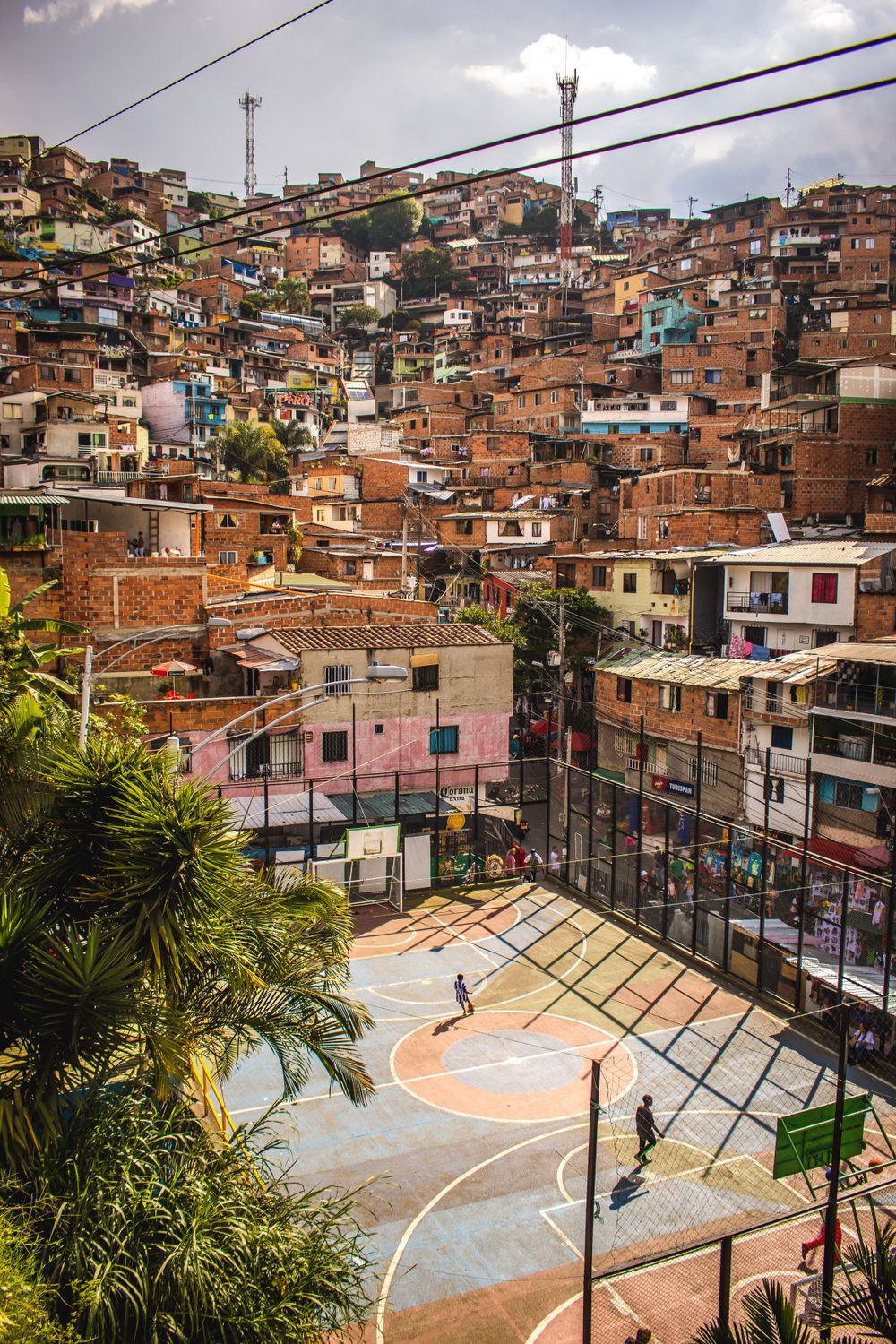 The Architecture of the Street Game
