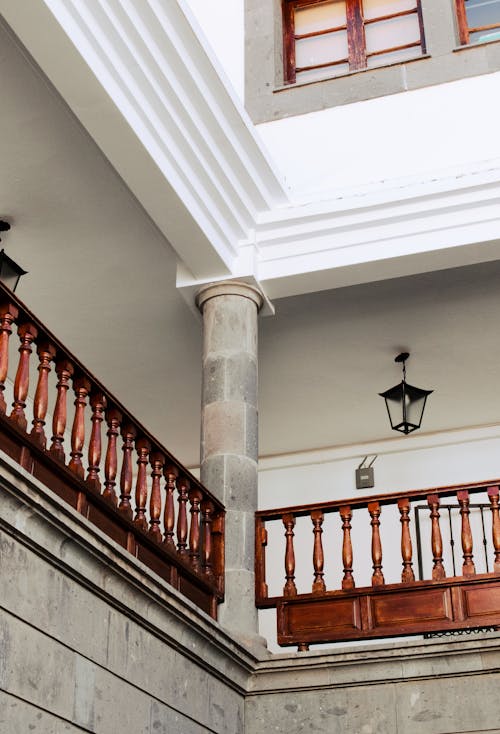 Foto d'estoc gratuïta de arquitectura, balcó, balcons