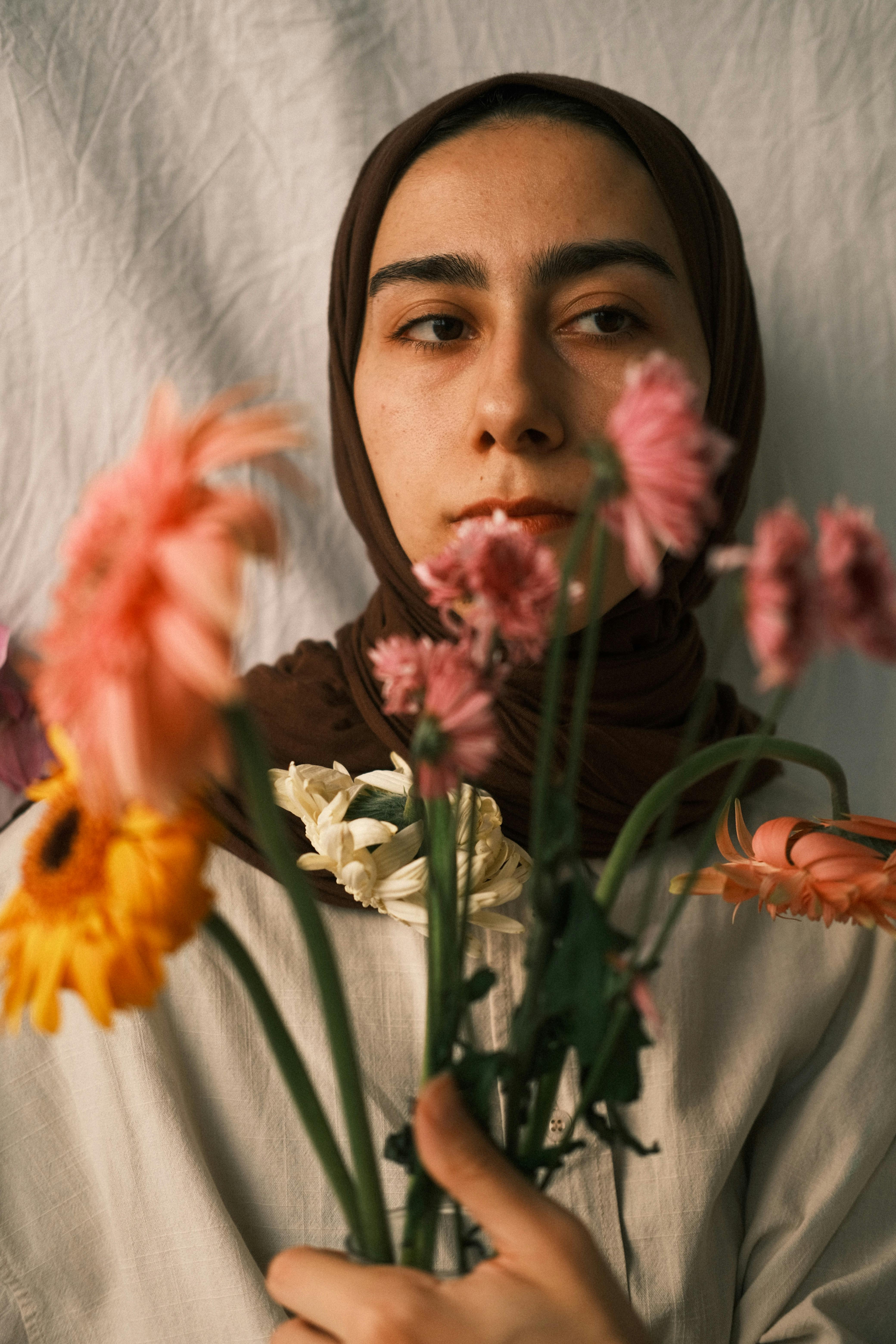 What makes a woman's face glow?