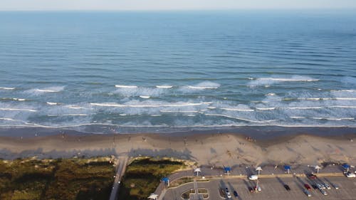 Darmowe zdjęcie z galerii z fale, fotografia z drona, morze