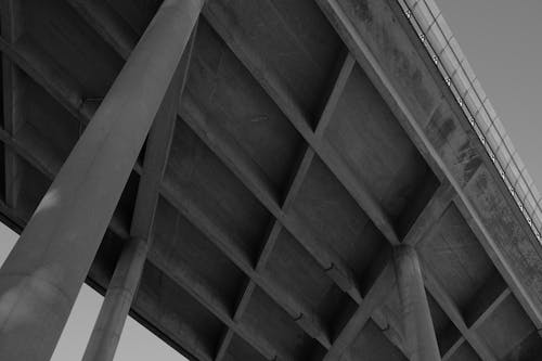 기둥, 다리, 콘크리트의 무료 스톡 사진