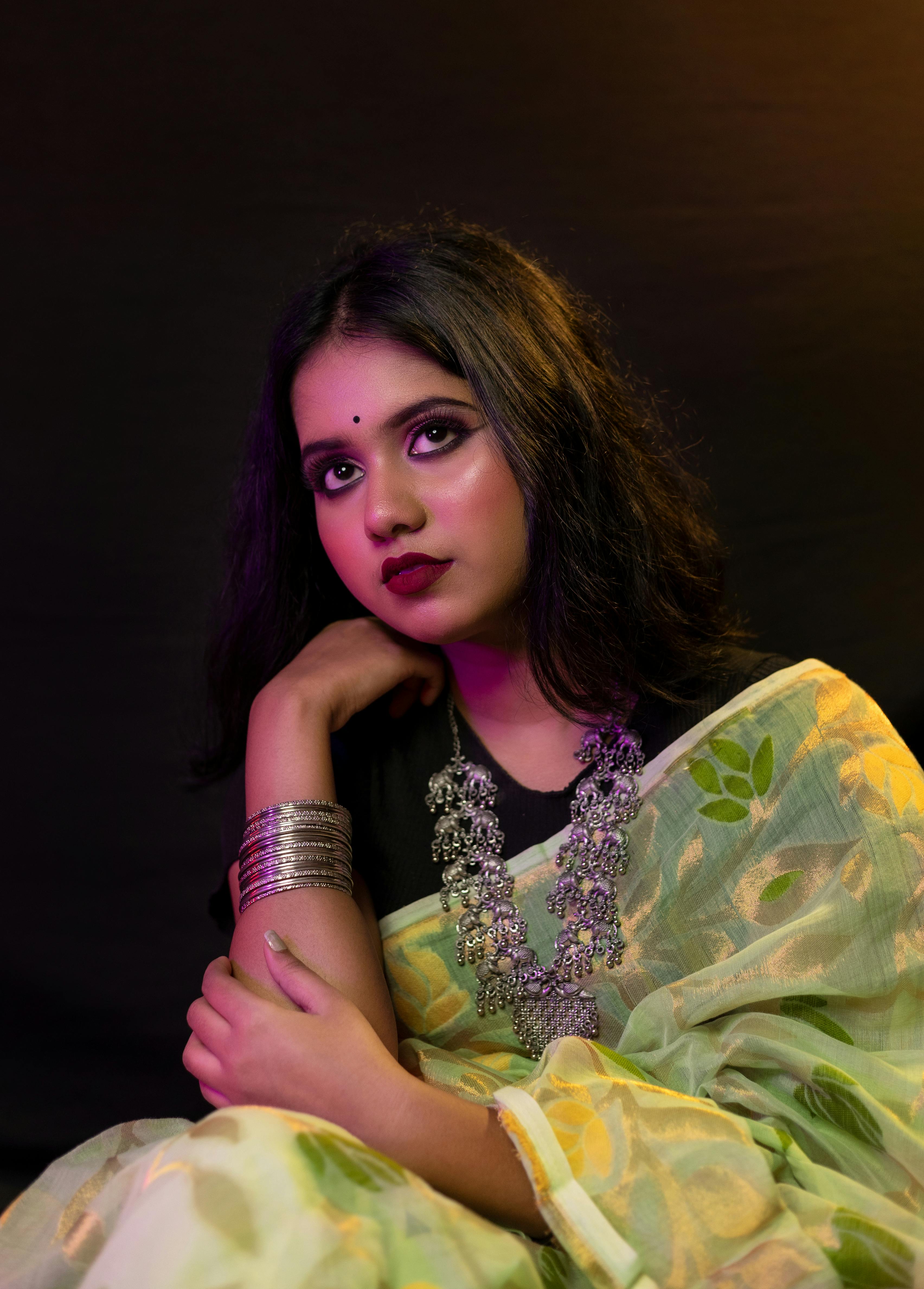 Saree Model Images – Browse 22,995 Stock Photos, Vectors, and Video | Adobe  Stock