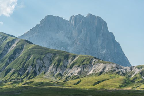 Majestic Mountains Landscape