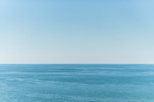 Free Blue Sea and Blue Sky  Stock Photo