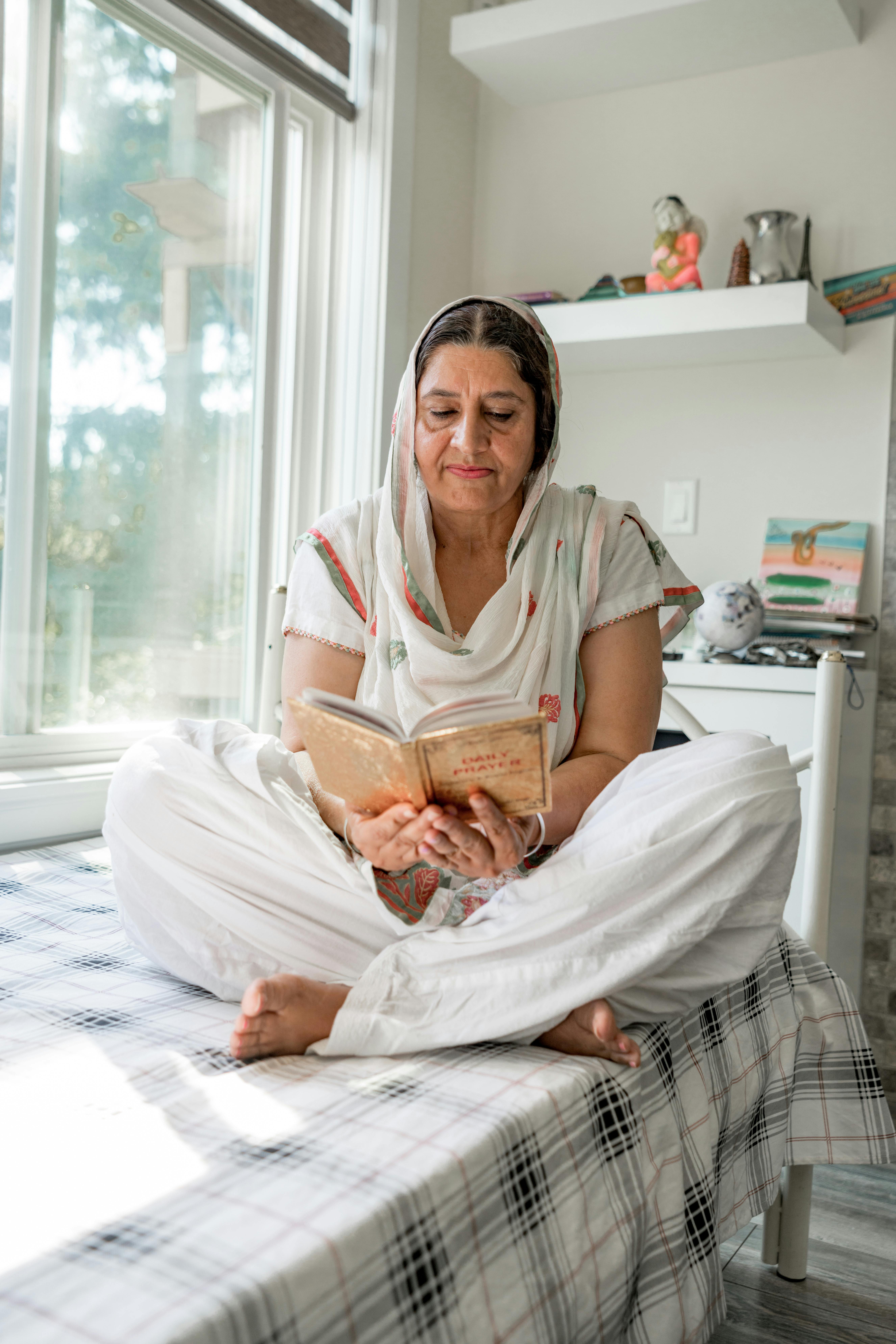 What makes a woman's face masculine?