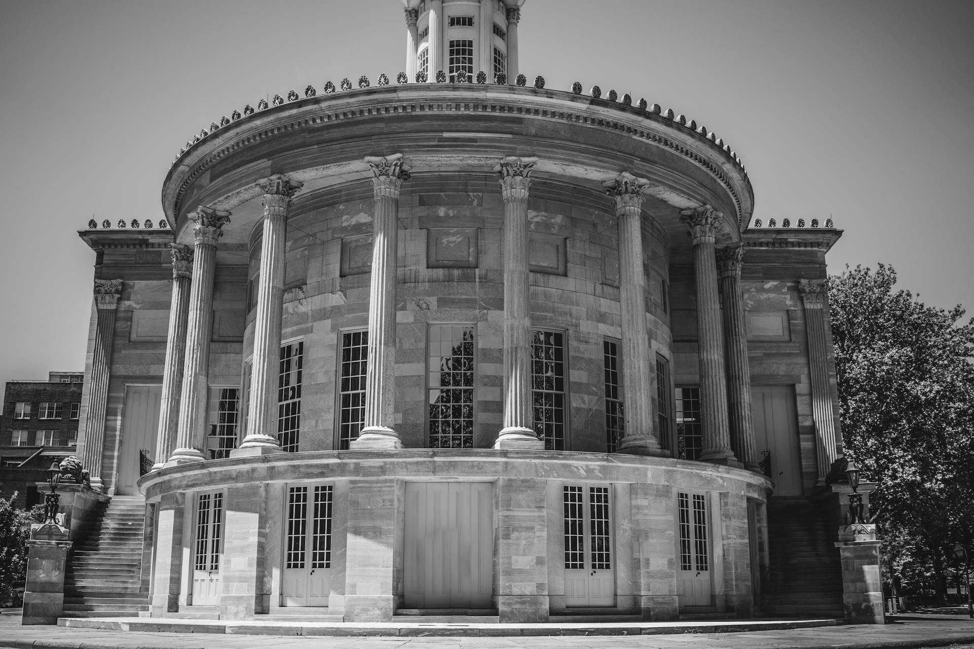 Elegant neoclassical architecture of the Merchant Exchange Building in Philadelphia.