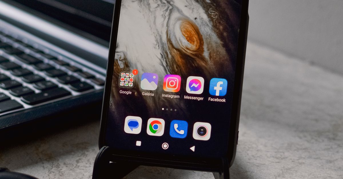 Phone Pix Smartphone in Close Up Photography · Free Stock Photo