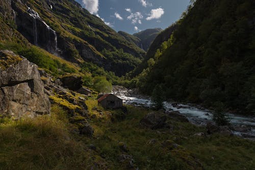 Immagine gratuita di fiume, montagne, natura
