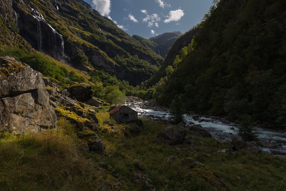 Gratis lagerfoto af å, bjerge, dal