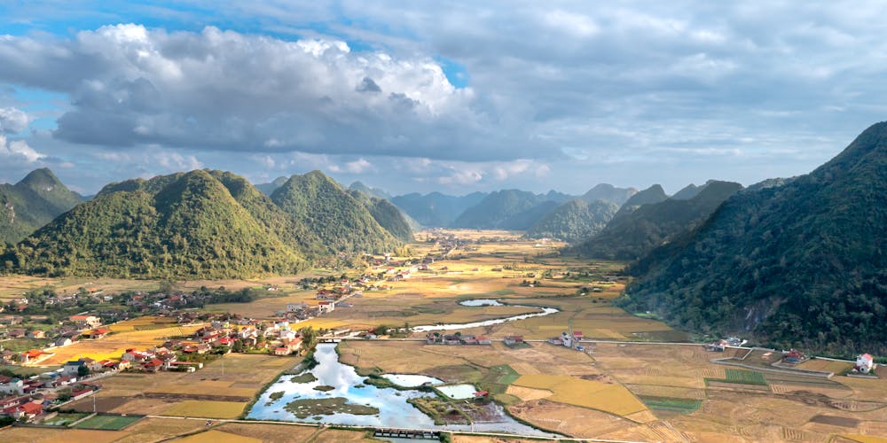 Du lịch miền Tây Bắc Khám phá vẻ đẹp thiên nhiên và văn hóa đặc sắc