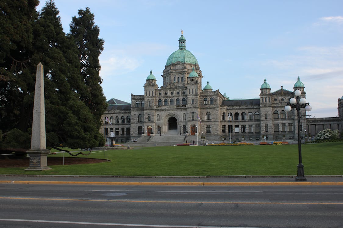 How Many Provinces and Territories are There in Canada? 3 pexels photo 14778855