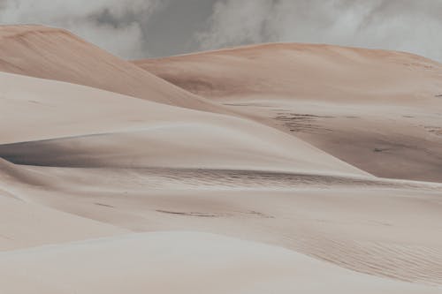 Безкоштовне стокове фото на тему «дюни, мальовничий вид, пісок» стокове фото