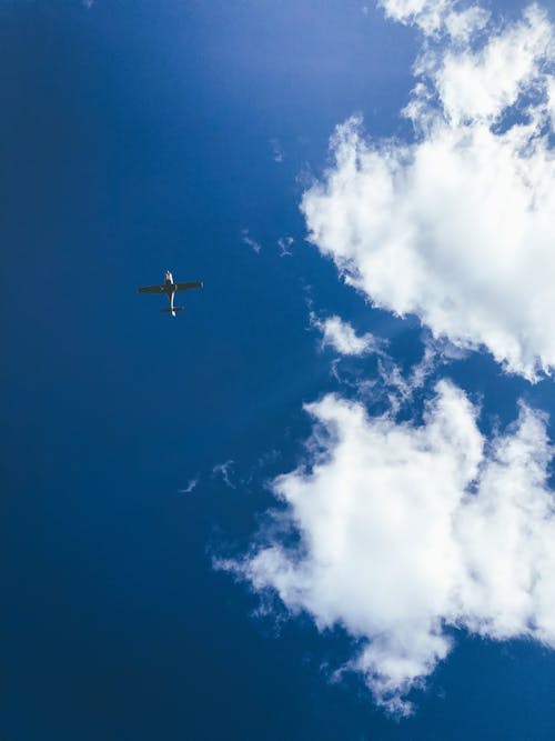 Бесплатное стоковое фото с 2020 обои, голубые небеса, облака