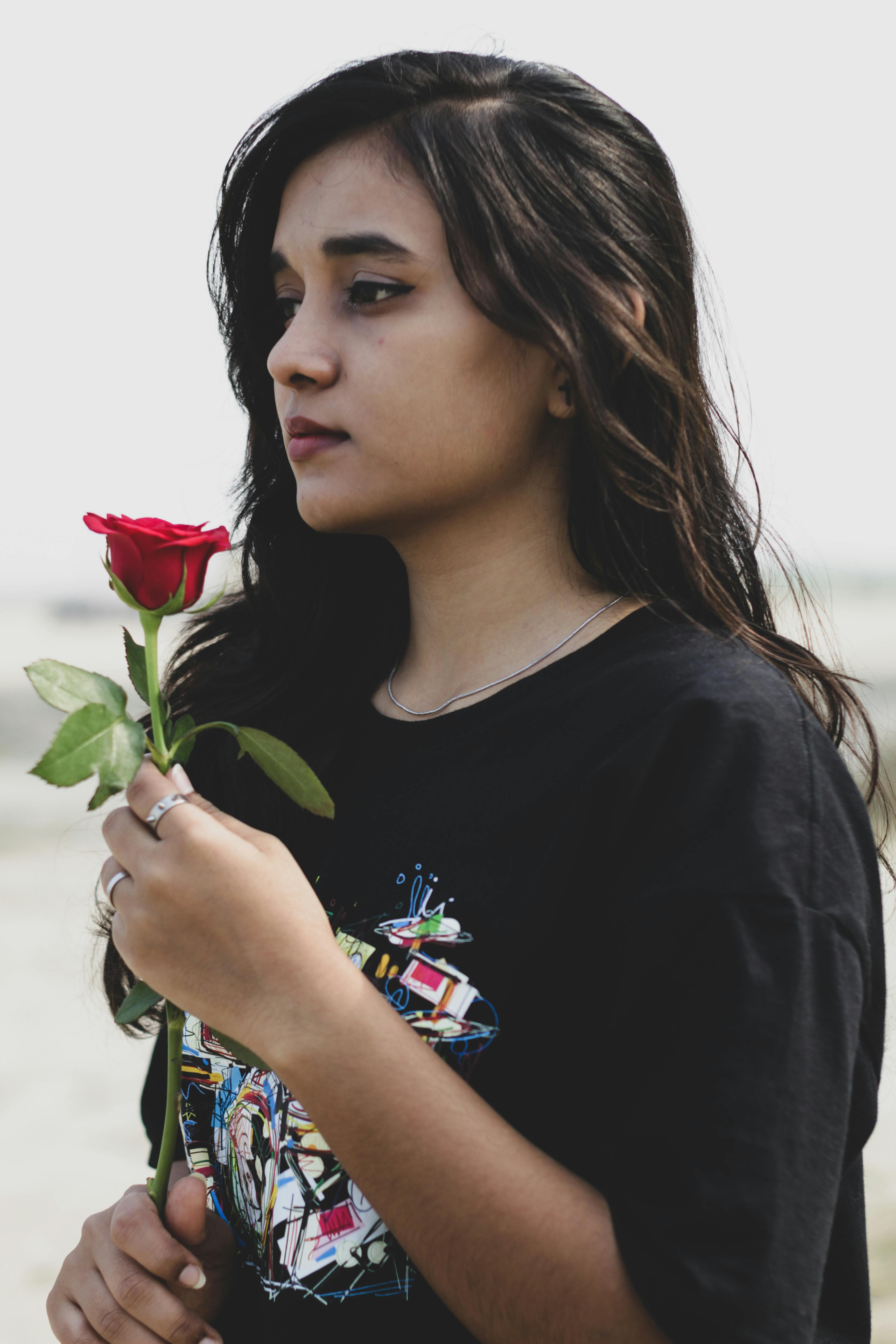 rose girl · Free Stock Photo