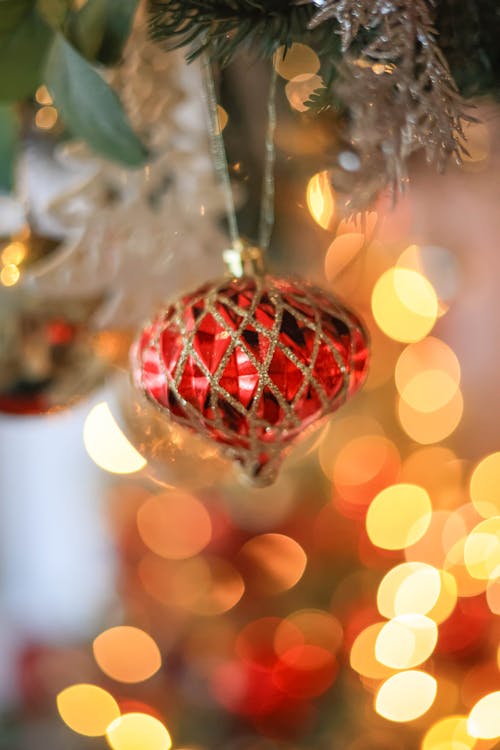 Fotos de stock gratuitas de adorno de navidad, ambiente navideño, bokeh
