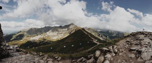 Foto d'estoc gratuïta de a l'aire lliure, alt, cel