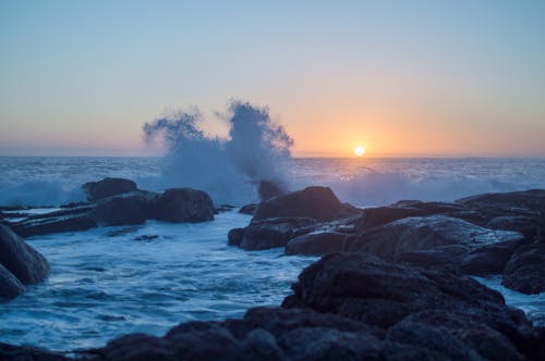 免費 多岩石的海岸風景 圖庫相片