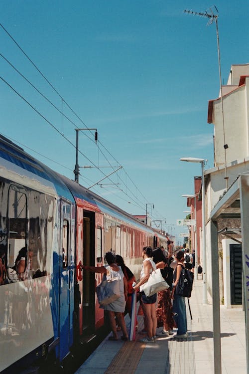 Fotos de stock gratuitas de 35 mm, adulto, al aire libre