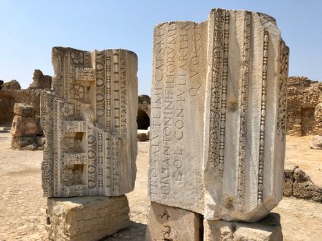 Carthage ancient ruins with archaeologist — Tunis