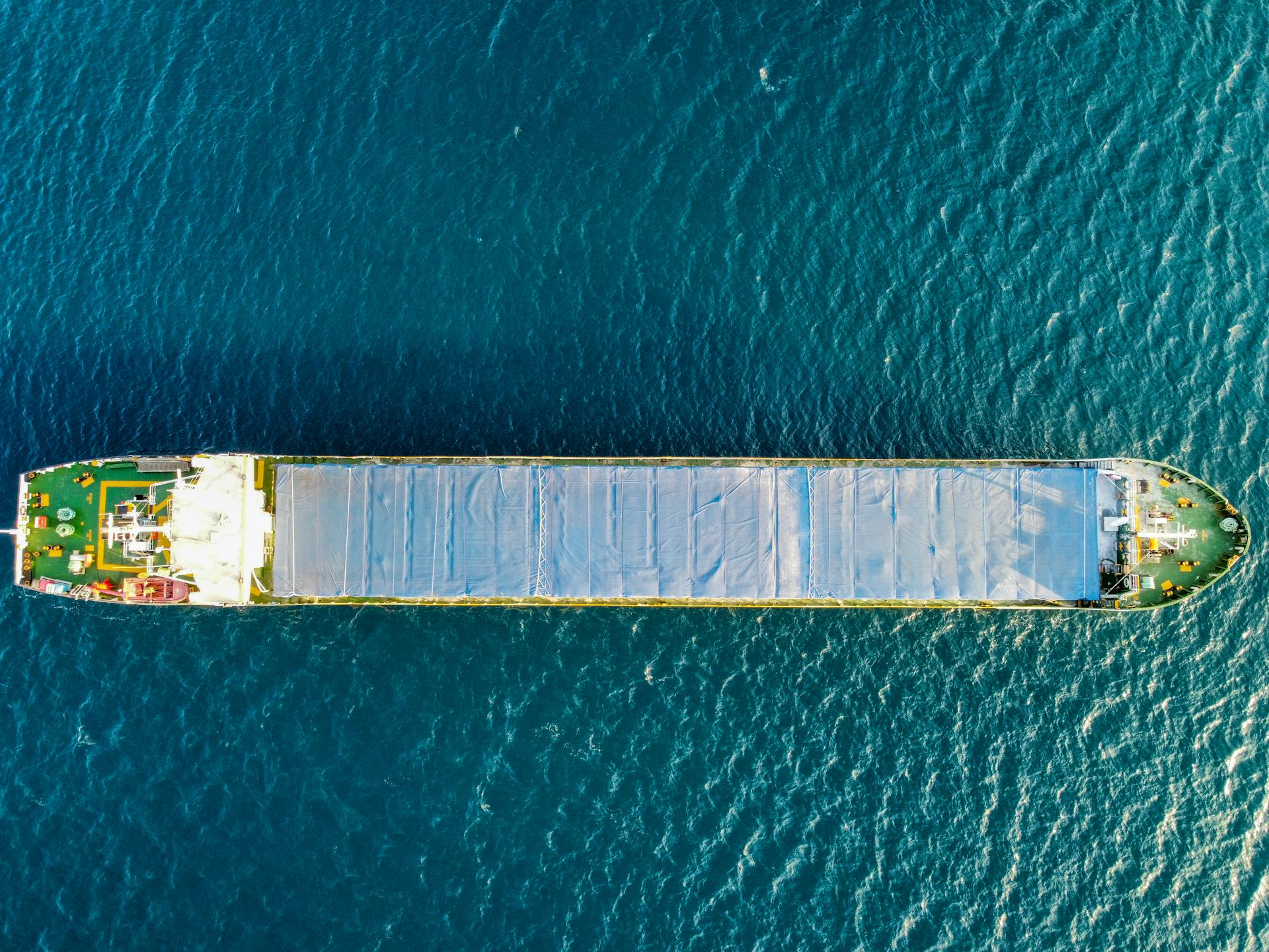 Large Vessel Cruising on Open Seas