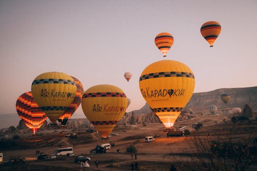Kostenloses Stock Foto zu cappadocia, heißluftballons, luft kapadokya