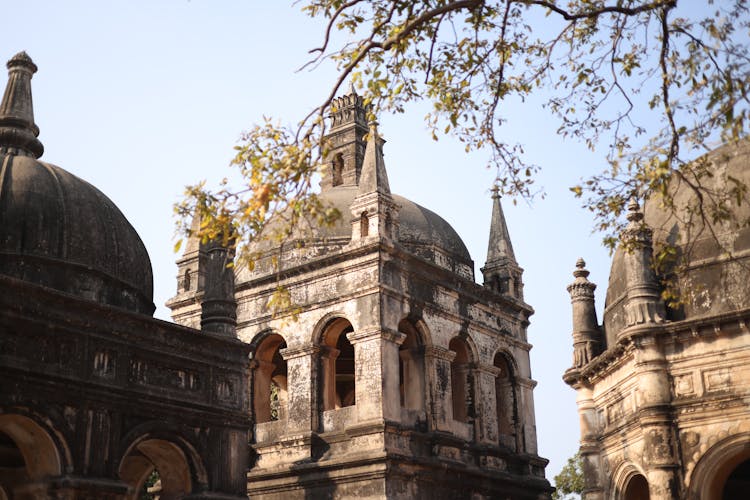 Dutch And Armenian Cemetery In India