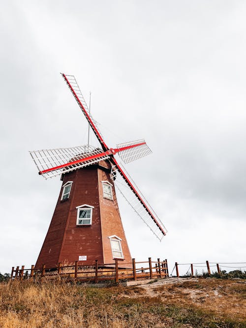 Foto stok gratis agrikultura, kincir angin, nuansa kayu