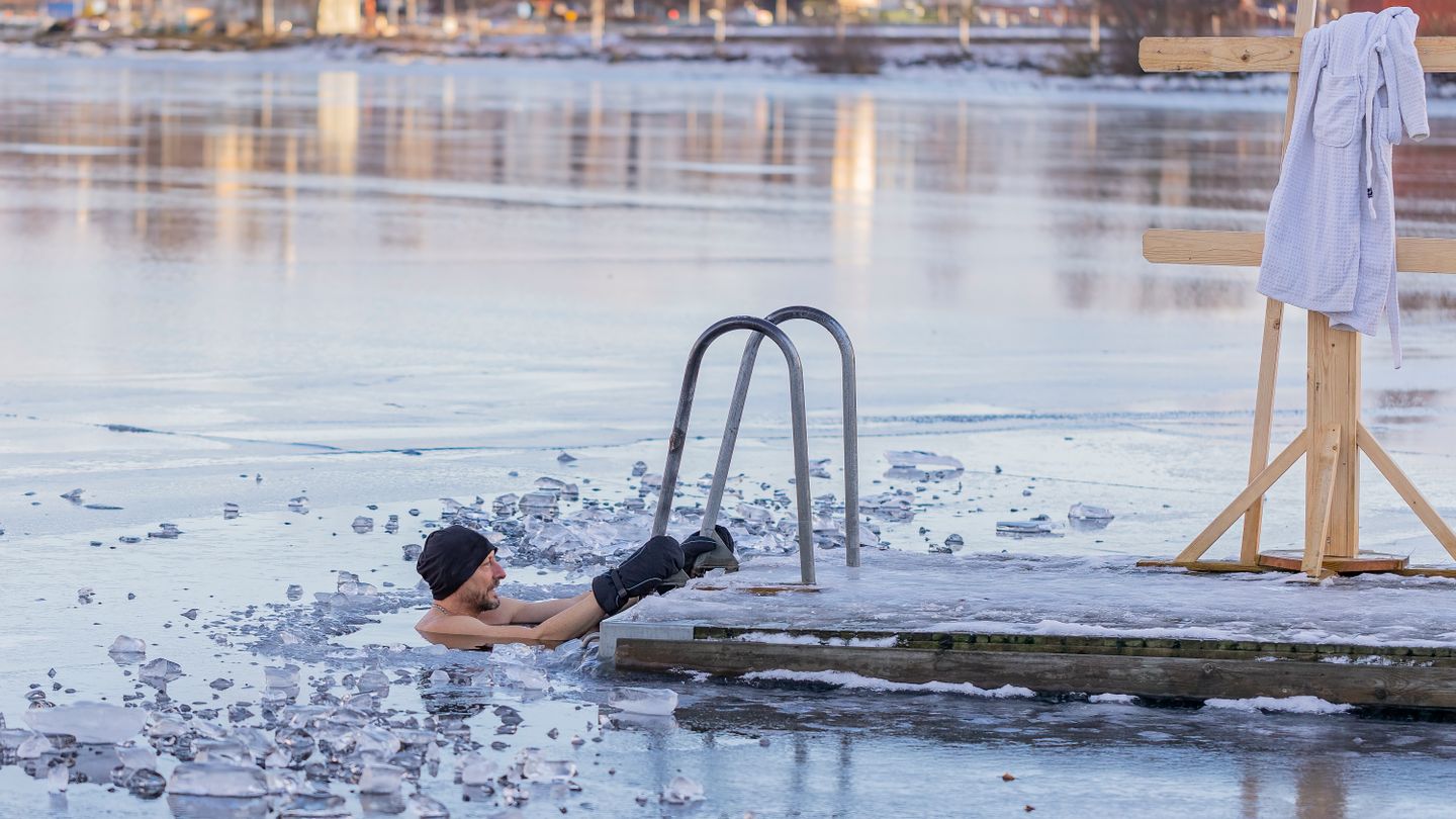 Bain froid et cold plunge en 2026 : ce qu'il faut savoir avant de s'y mettre