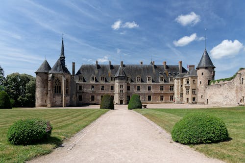 Fotobanka s bezplatnými fotkami na tému architektúra, budova, château de lapalisse