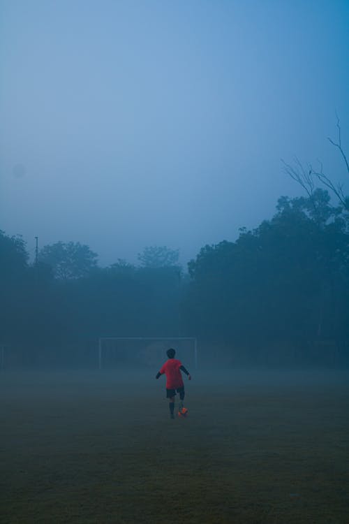 Δωρεάν στοκ φωτογραφιών με Αθλητισμός, άνθρωπος, γήπεδο ποδοσφαίρου