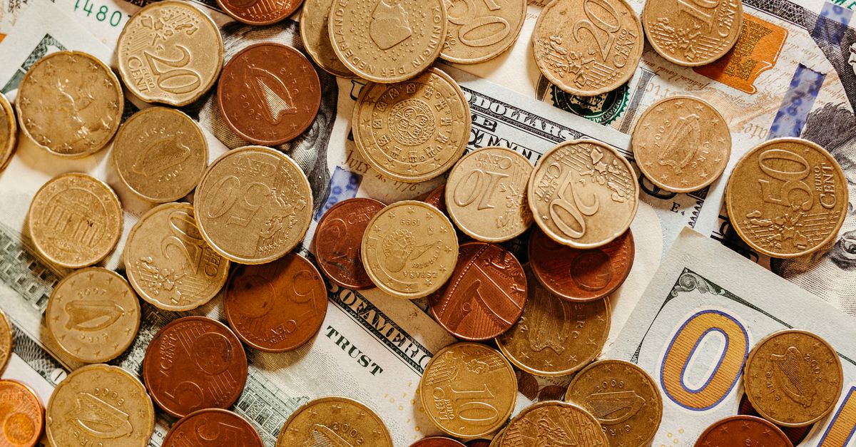 The evolution of the 10 oldest stock exchanges from brokers to tech platforms
