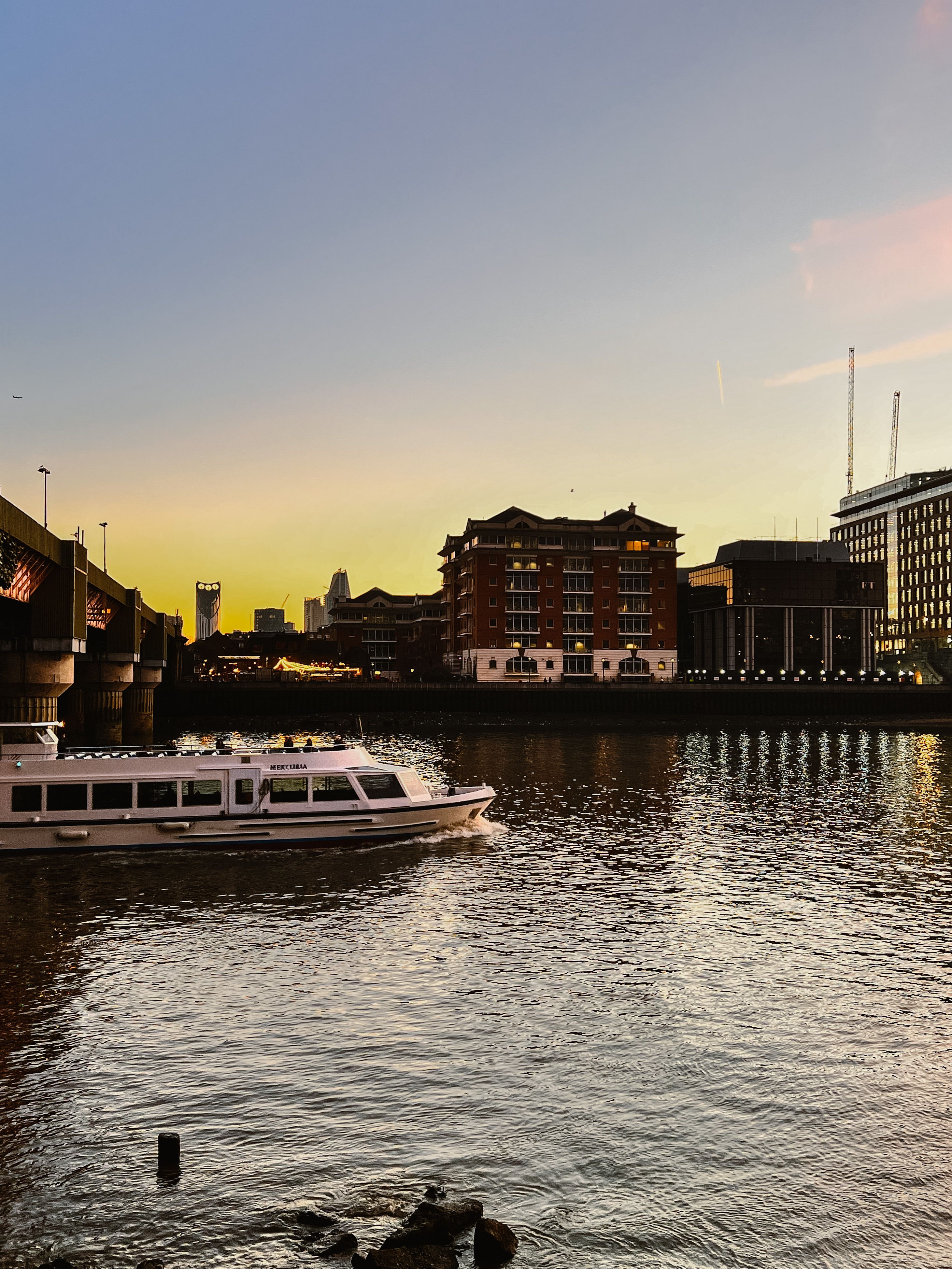Crociera panoramica a Londra: biglietti, orari e compagnie consigliate