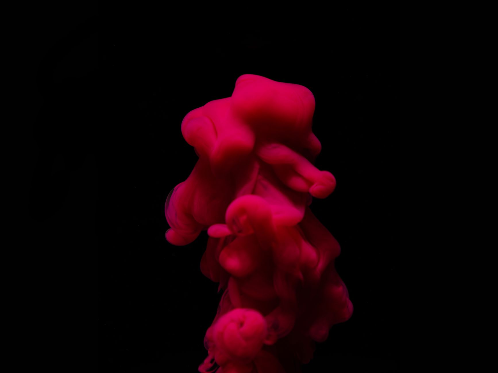 Strahlendes Wasser & Abstrakt – Dunkles AMOLED Wallpaper