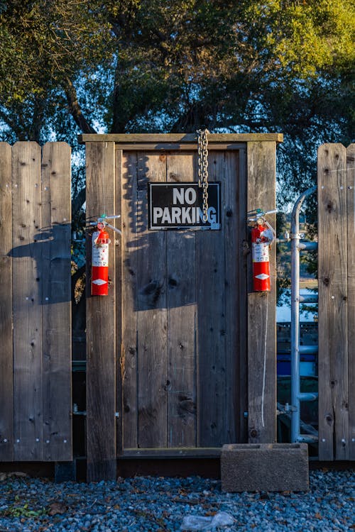 Photos gratuites de barrière, en bois, enseigne