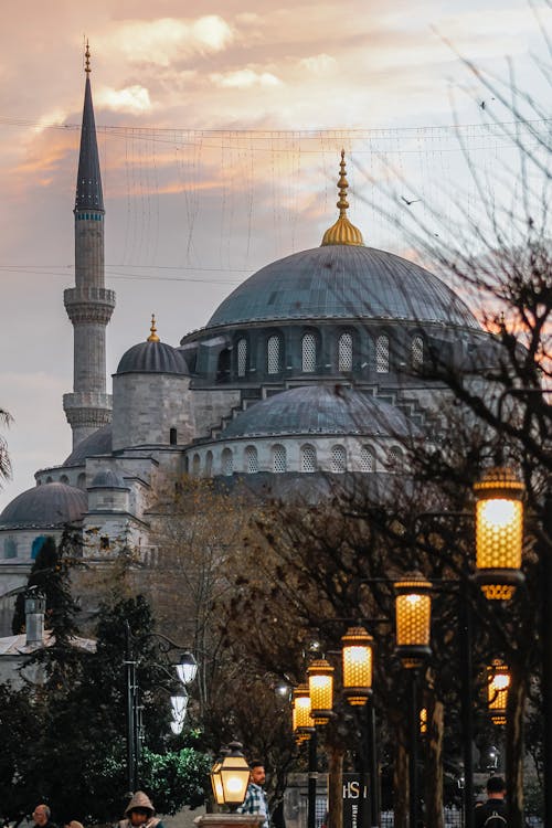 Evening Photo of the Blue Mosque in Istanbul, Turkey