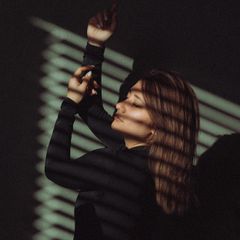Portrait with striped shadows by Semih Akdag on Pexels